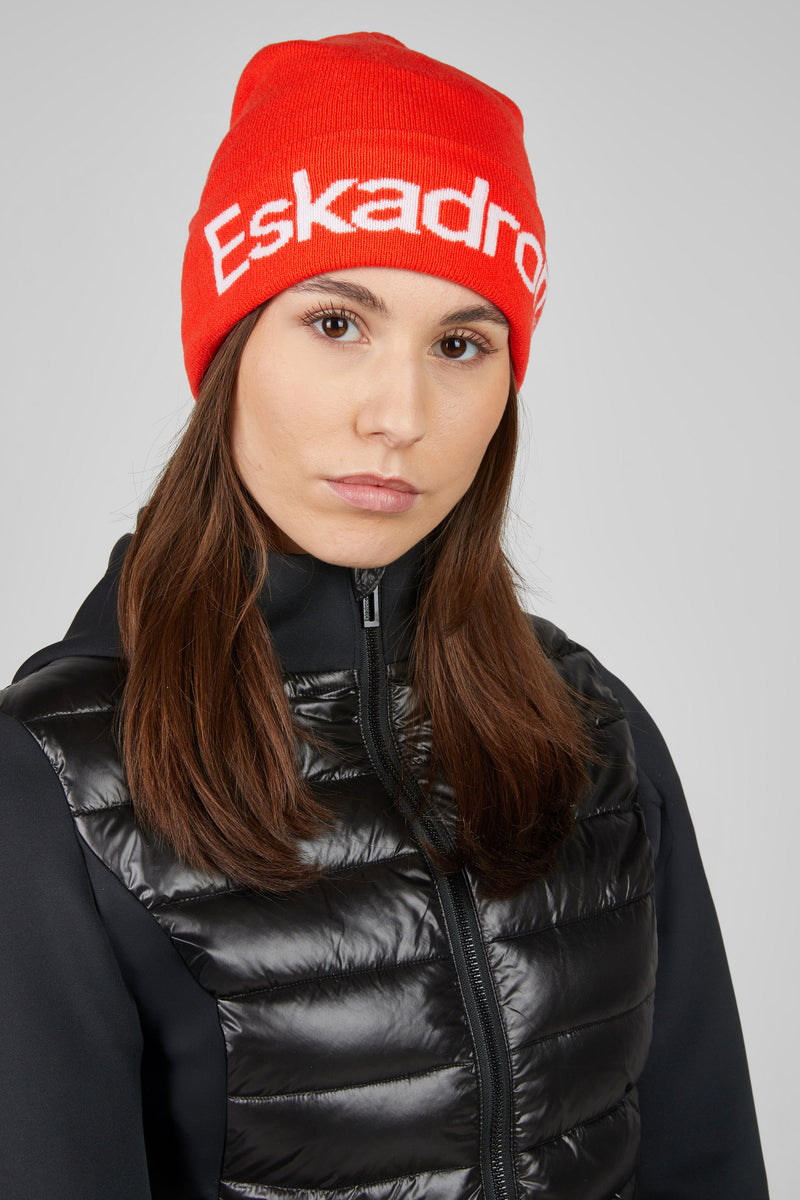 Eskadron Muts Dynamic '25, Poppy Red